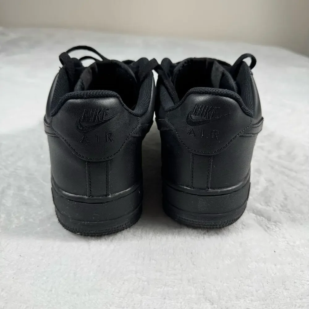 Nike Air Force 1 Men's 11 Triple‎ Black Low Sneakers Comfort Classic Leather
